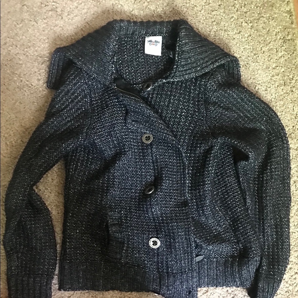 HD Sweater